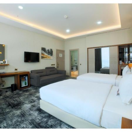 Tryp By Wyndham Istanbul Topkapi Extérieur photo