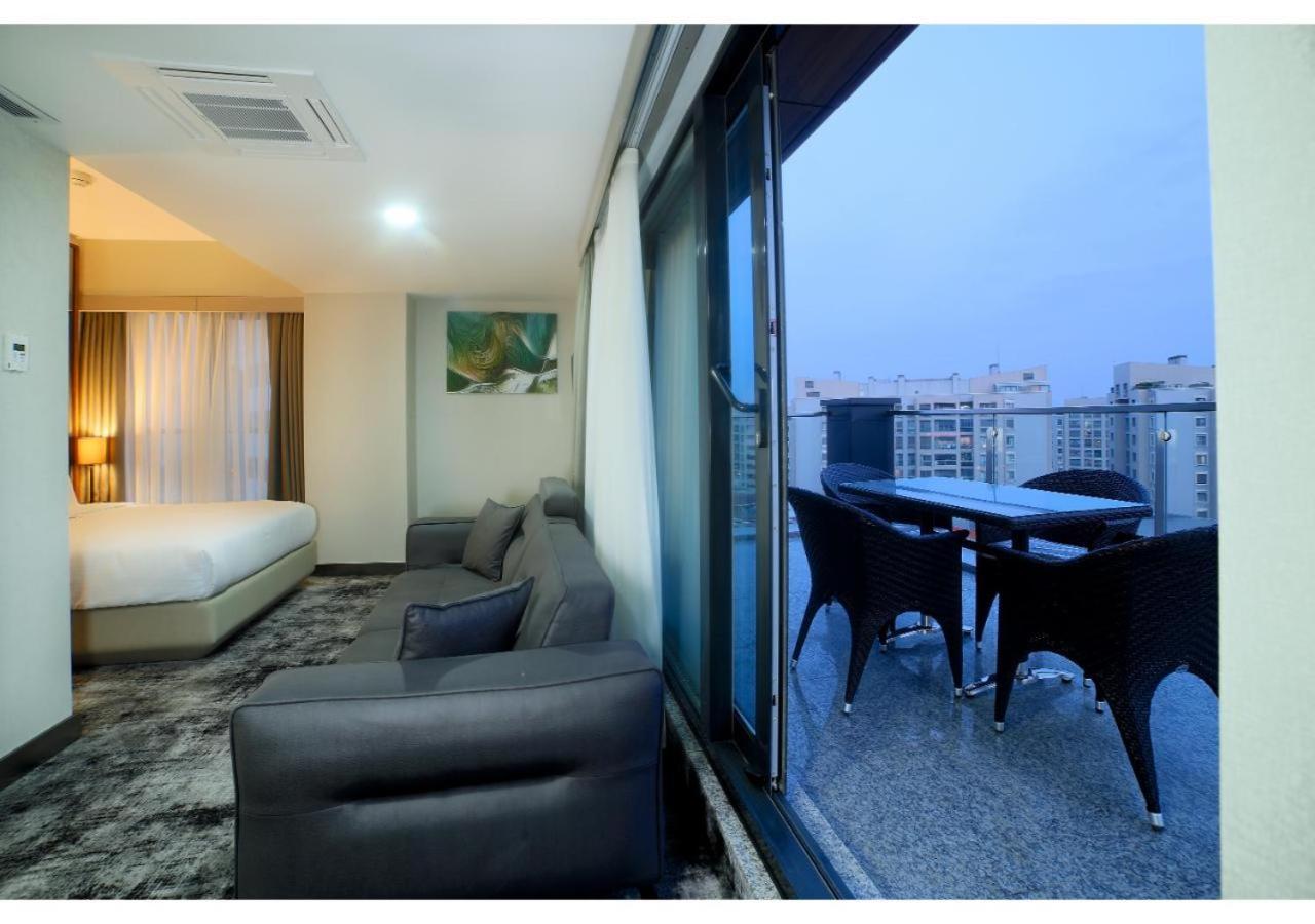 Tryp By Wyndham Istanbul Topkapi Extérieur photo